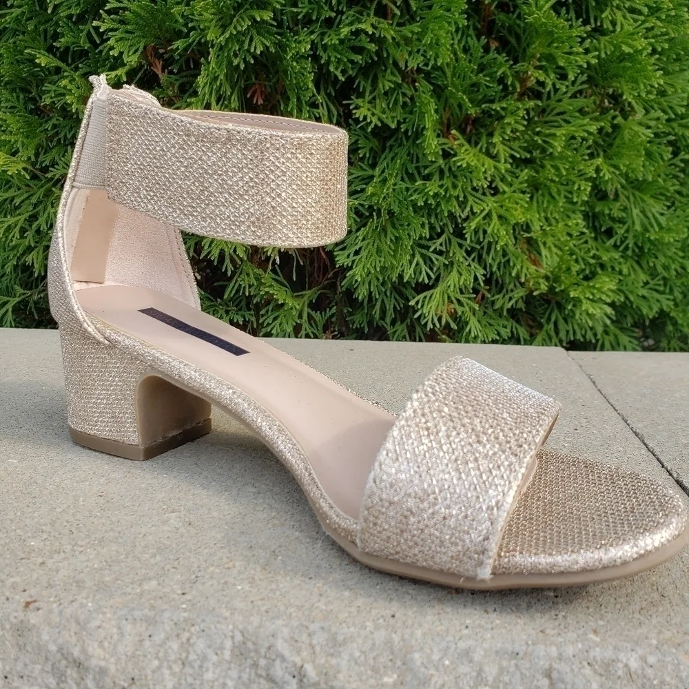 NEW Stuart Weitzman Rosalyn Alexa Ankle Sandals 3